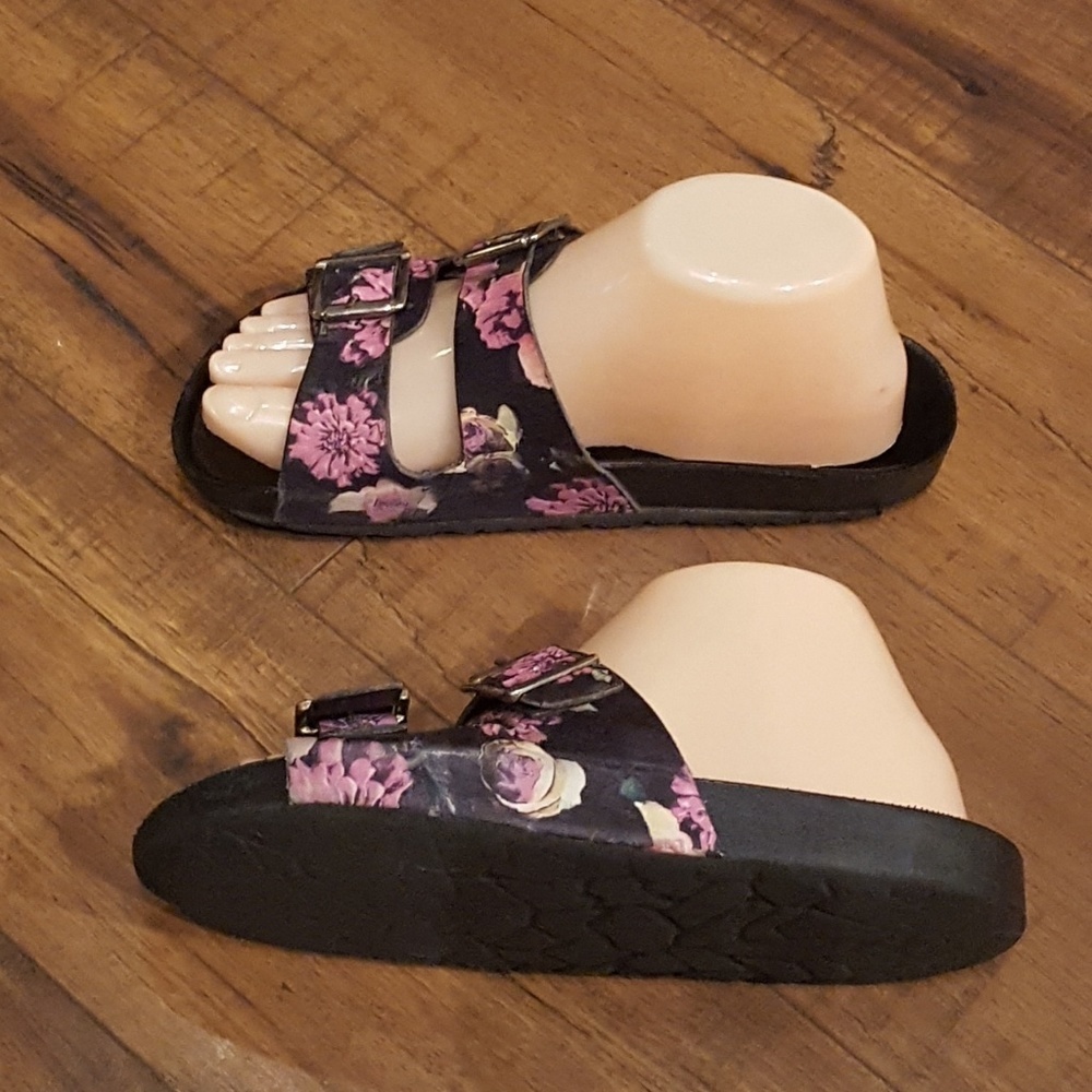 Urban Boutique - Black Floral Slip On Sandals‎